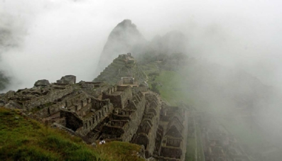 Macchu Picchu im Nebel